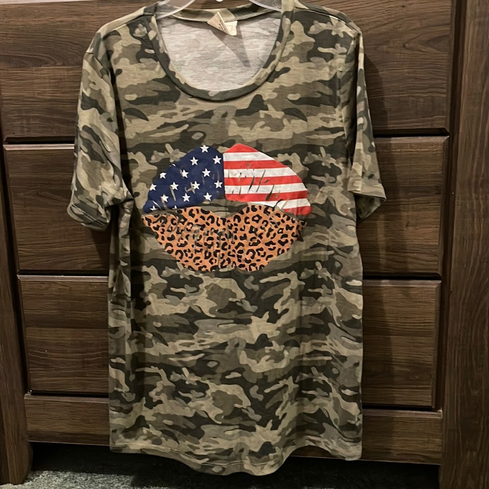Medium tee